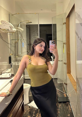 Dubai Marina escort Tanvi indian model